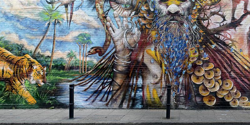 street art tour london
